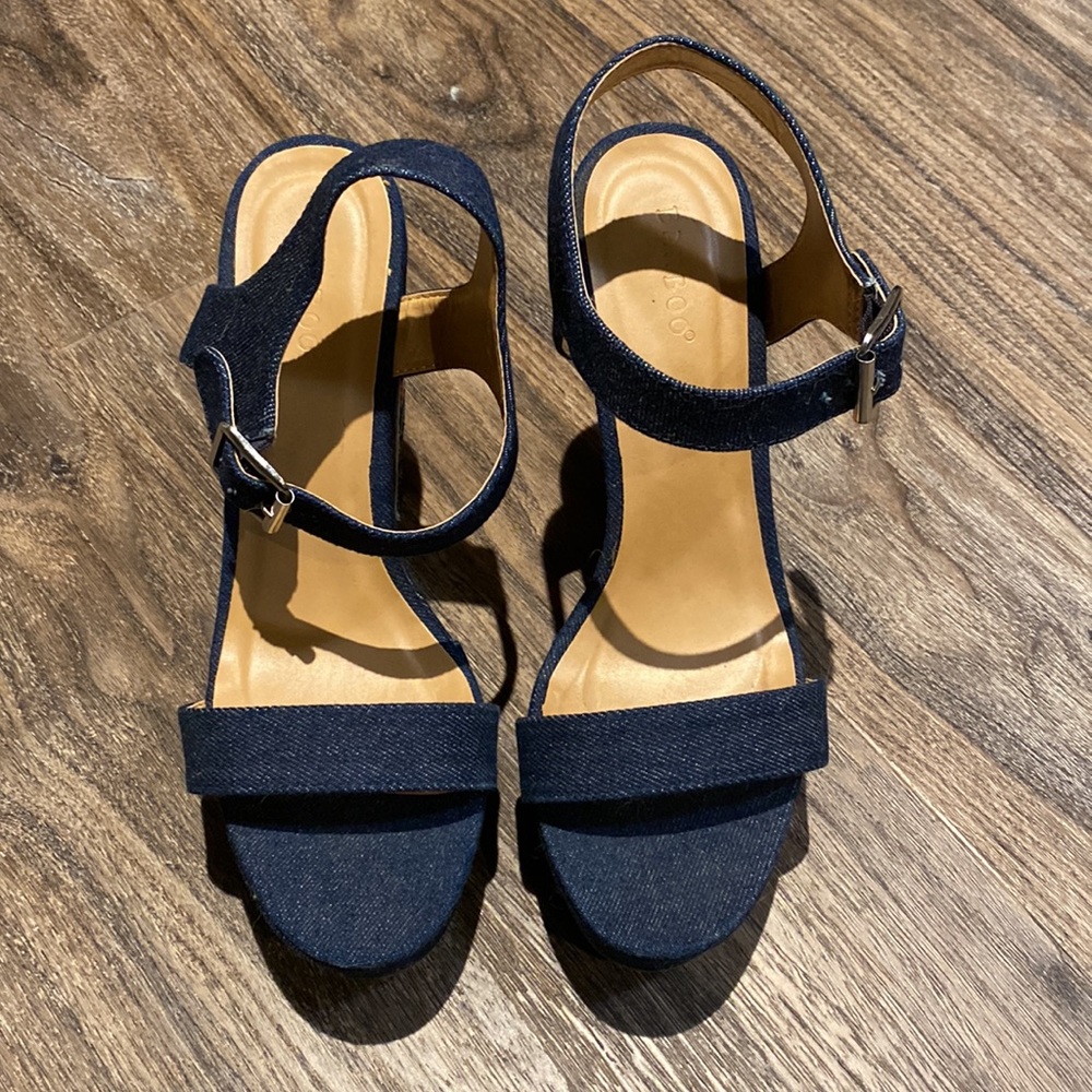 Bamboo Denim Patch Wedges - Picture 2 of 4